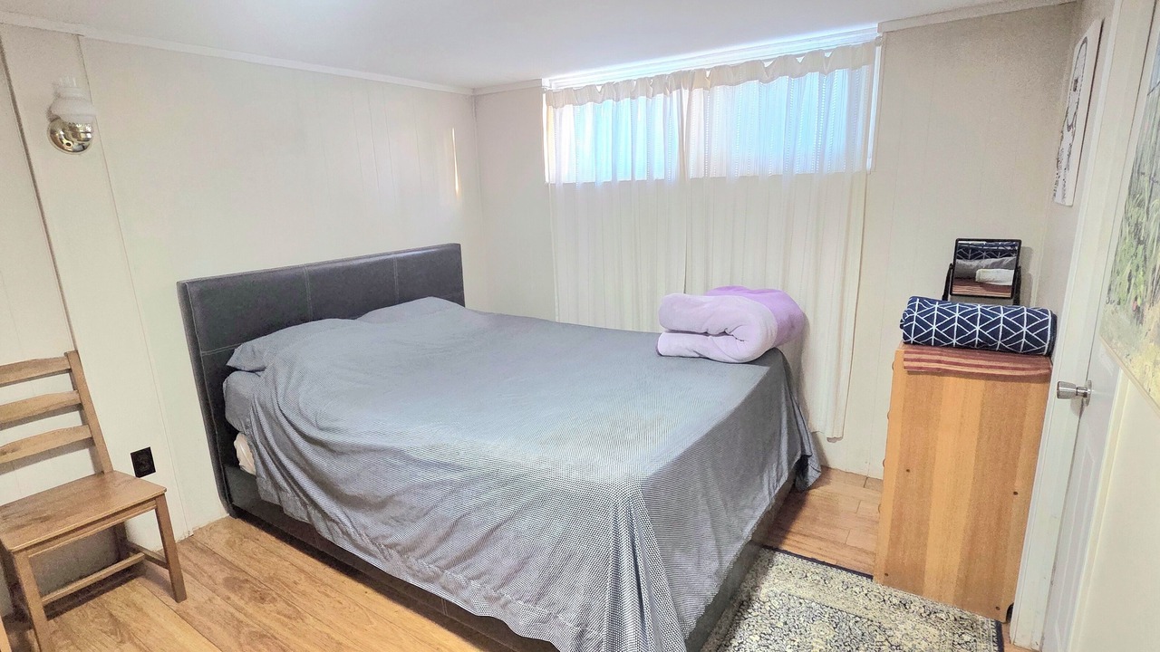 Photo of Bedroom in Thornhill
