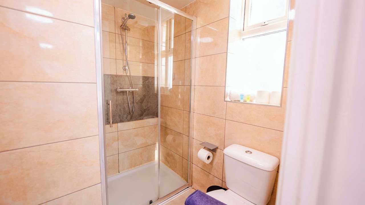 Photo of Bathroom in Roath