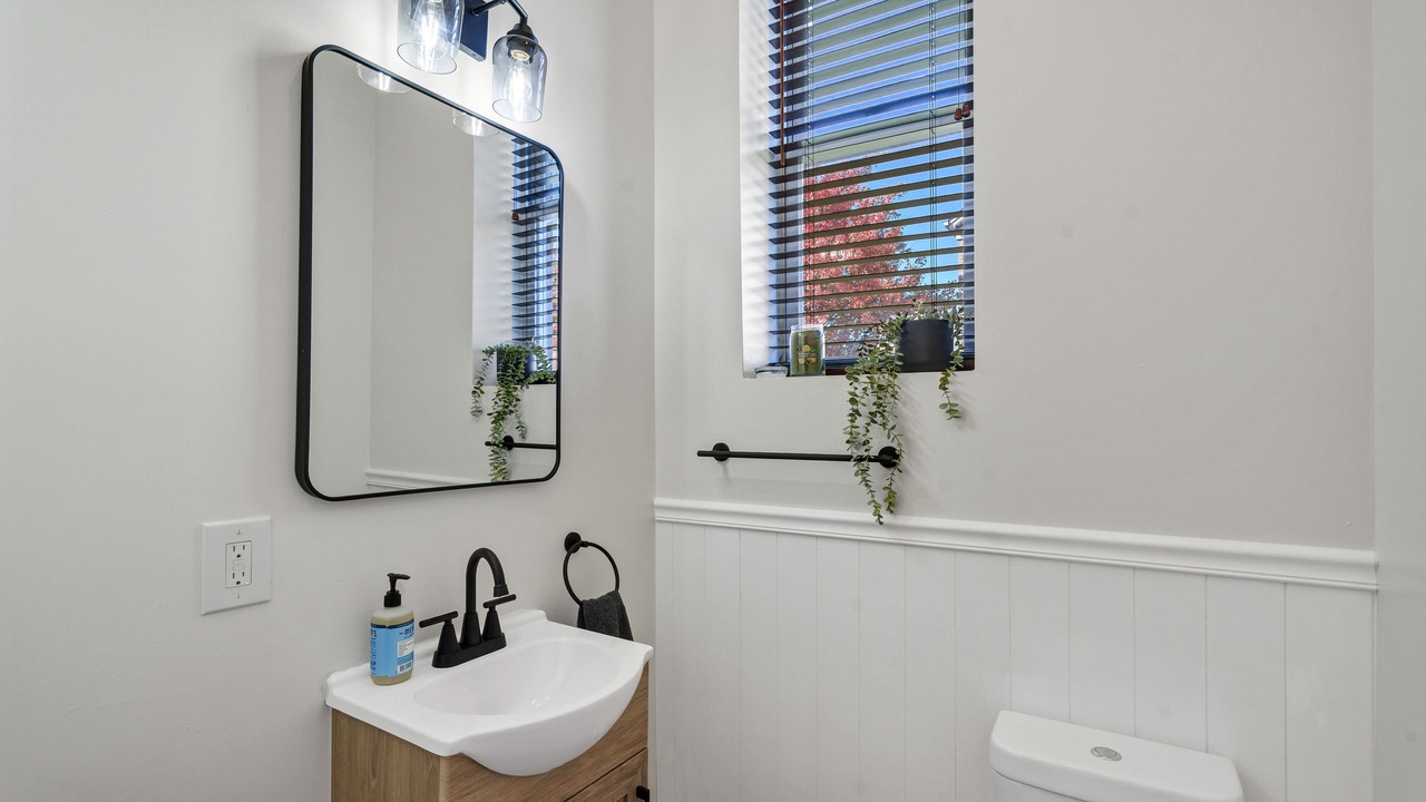 Photo of Bathroom in The Gate