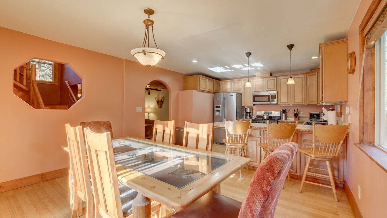Photo of Livingroom in Bijou Park Acres