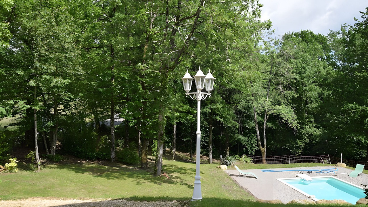 Photo of Outdoor in Saint-Andre-dAllas