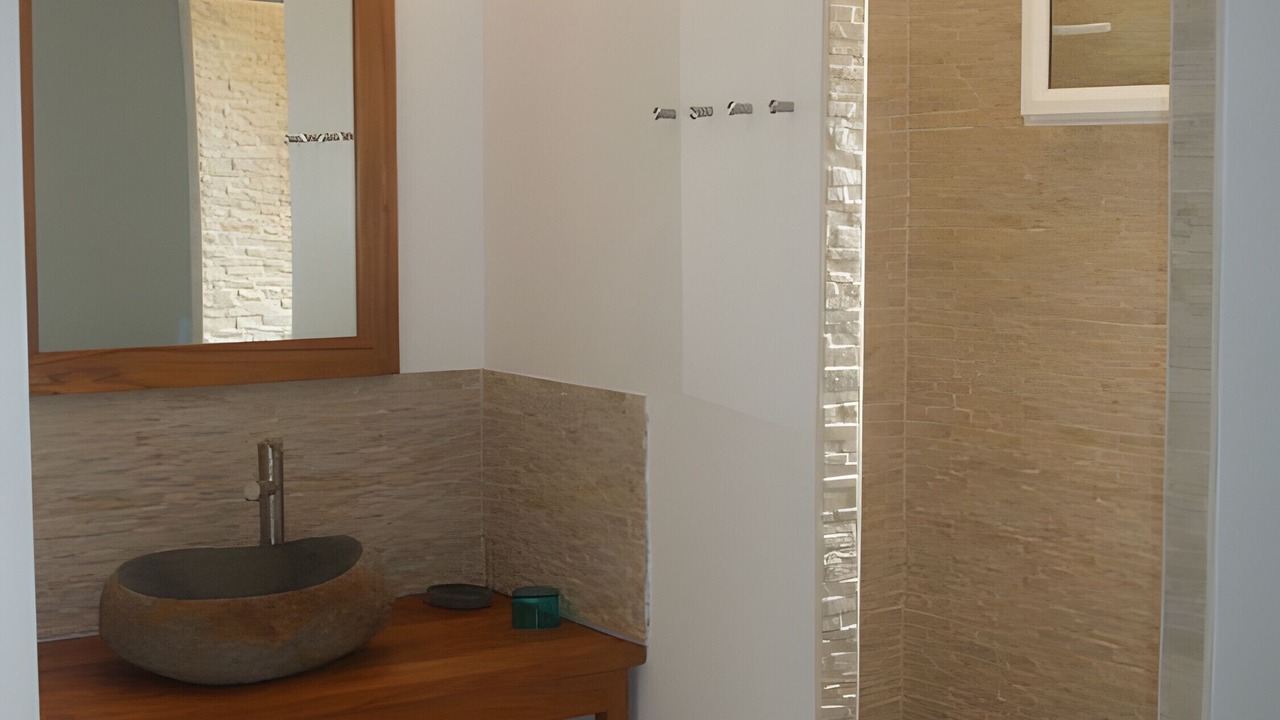 Photo of Bathroom in Saint-Andre-dAllas