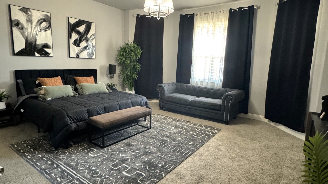Photo of Livingroom in Little Elm