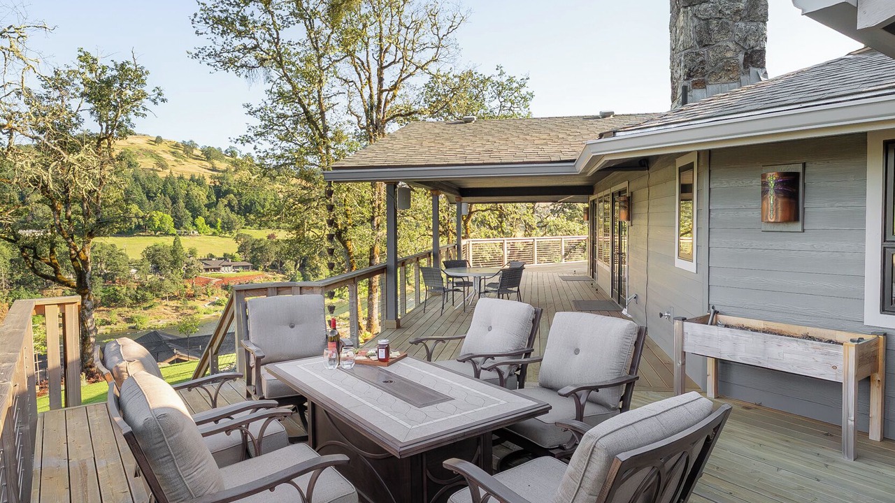 Photo of Outdoor in Roseburg