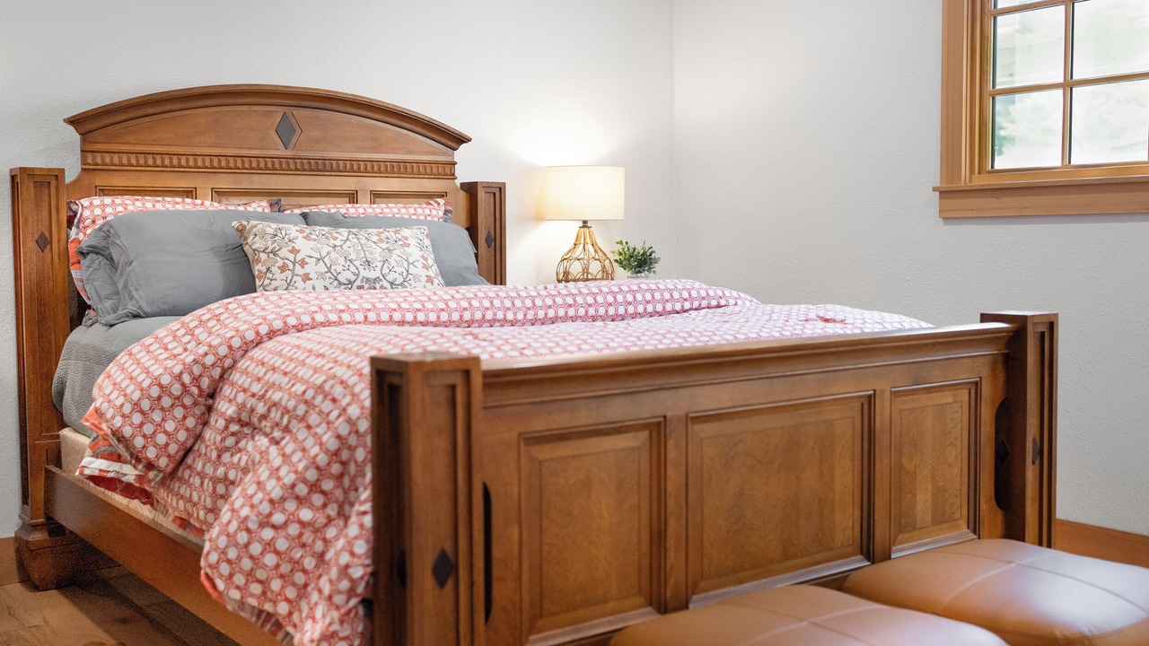 Photo of Bedroom in Roseburg