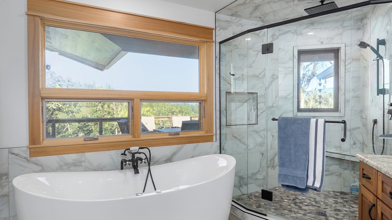 Photo of Bathroom in Roseburg