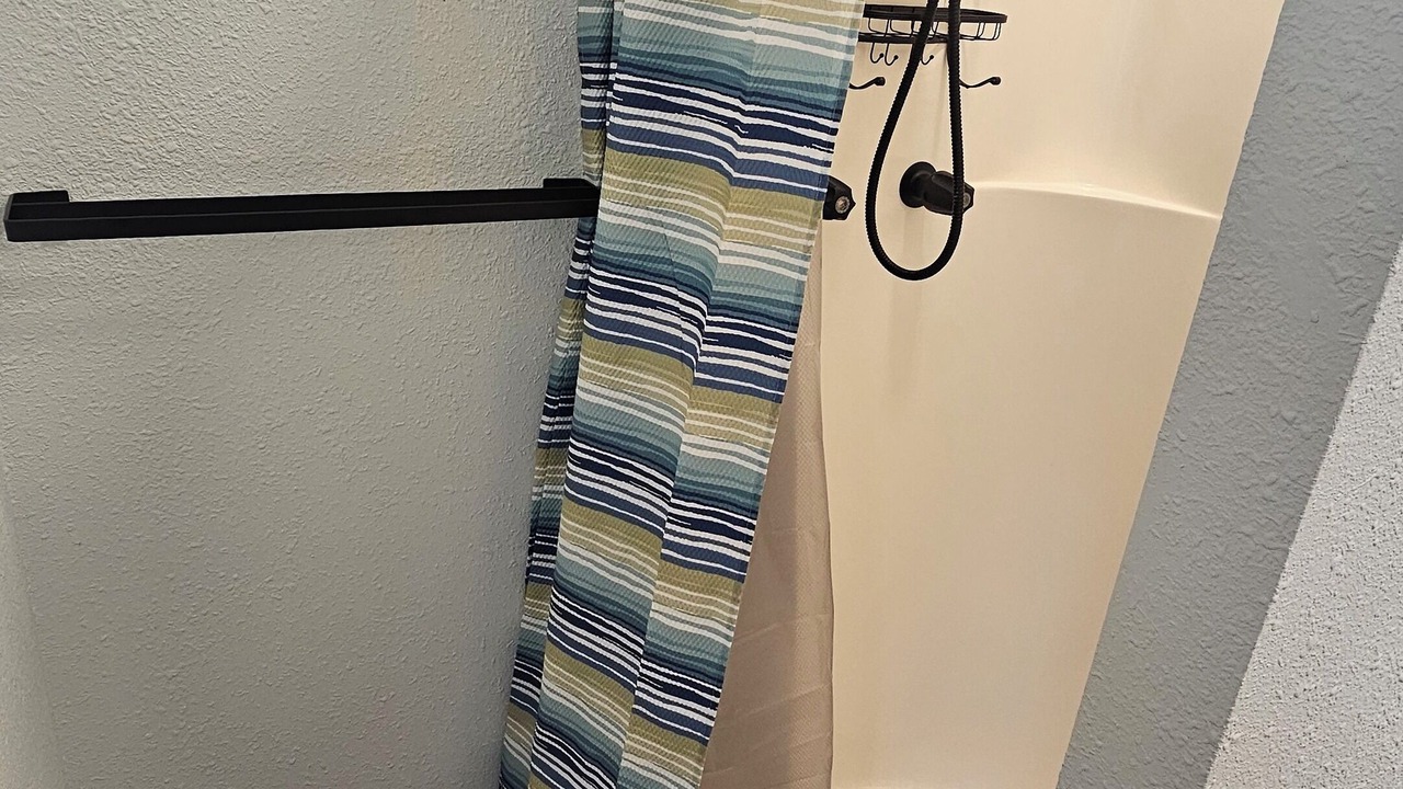 Photo of Bathroom in Mead
