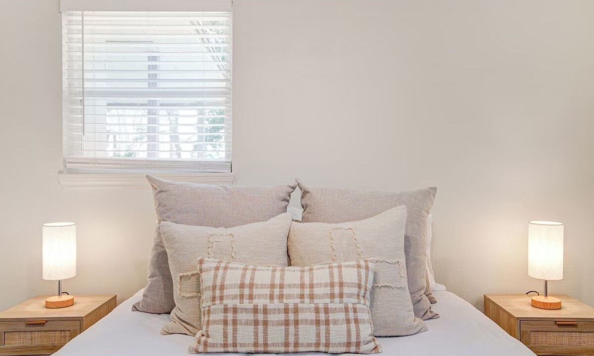 Photo of Bedroom in Shady Acres