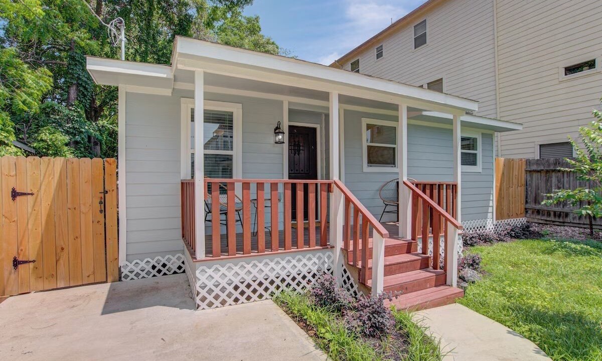 Photo of Outdoor in Shady Acres