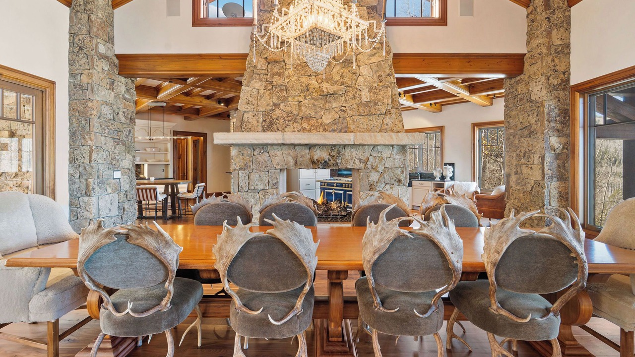 Photo of Livingroom in Beaver Creek