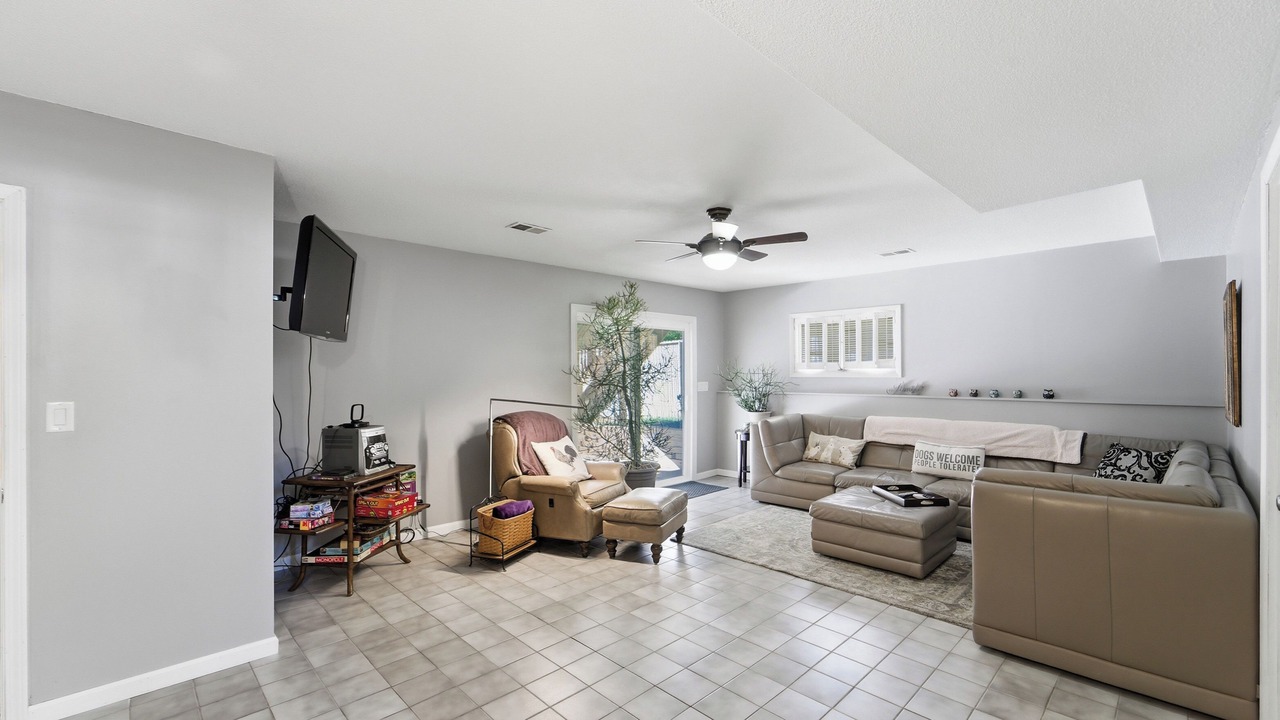 Photo of Bedroom in Windsor Heights