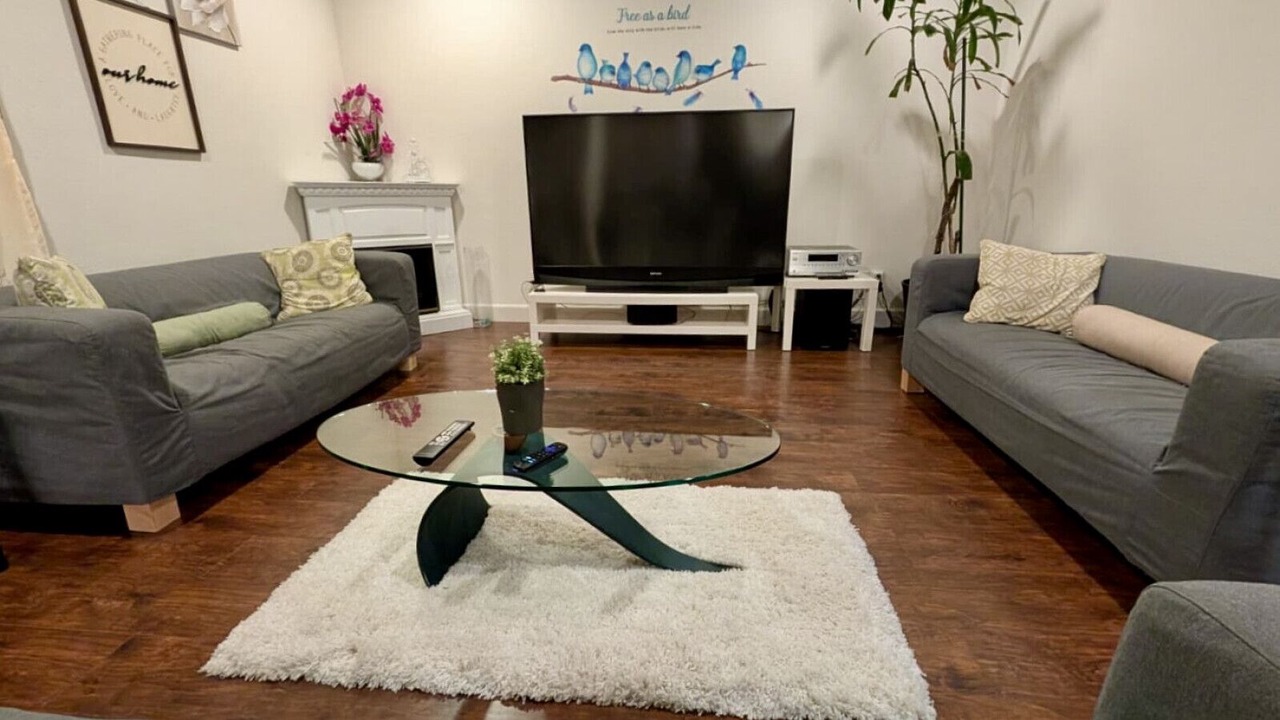 Photo of Livingroom in Downtown