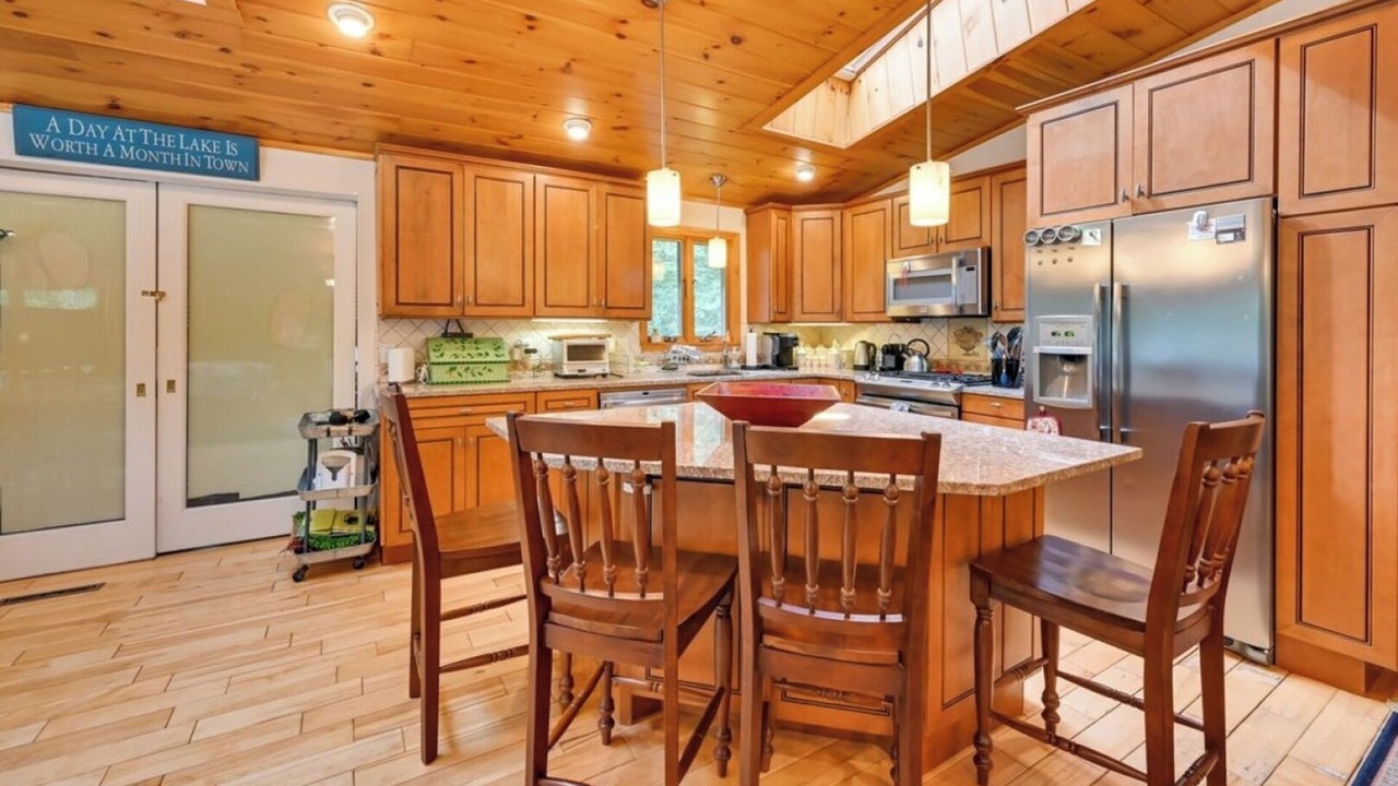 Photo of Others in Tolland