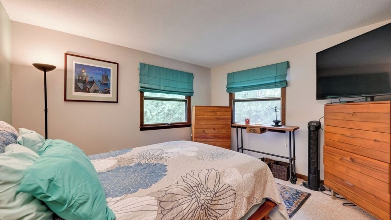 Photo of Others in Tolland