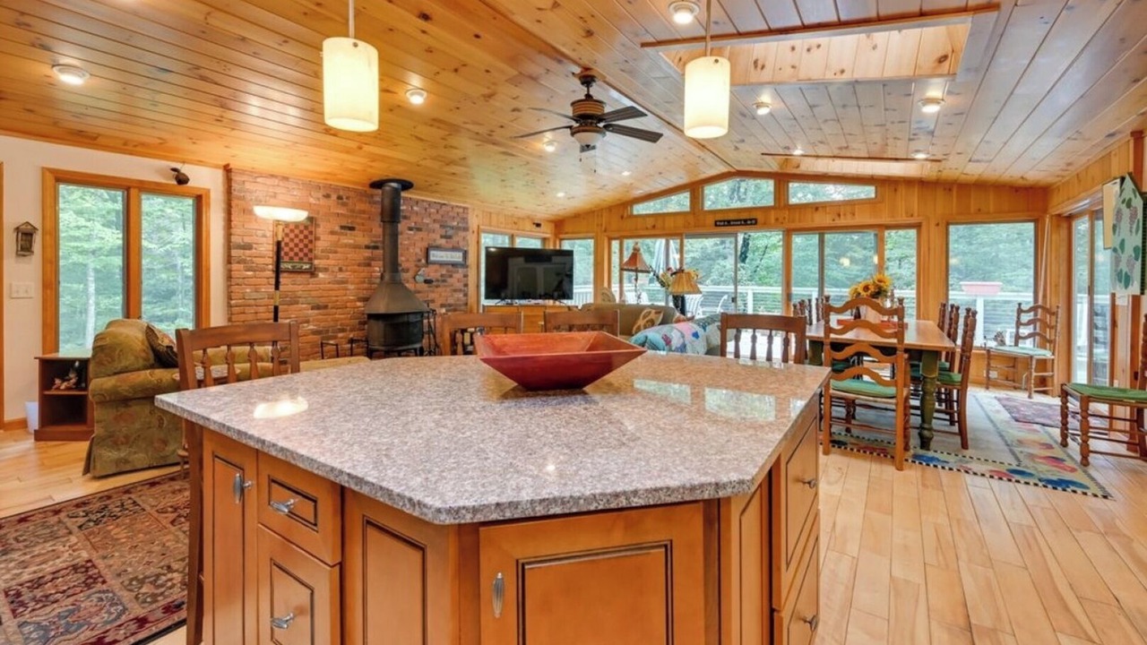 Photo of Others in Tolland