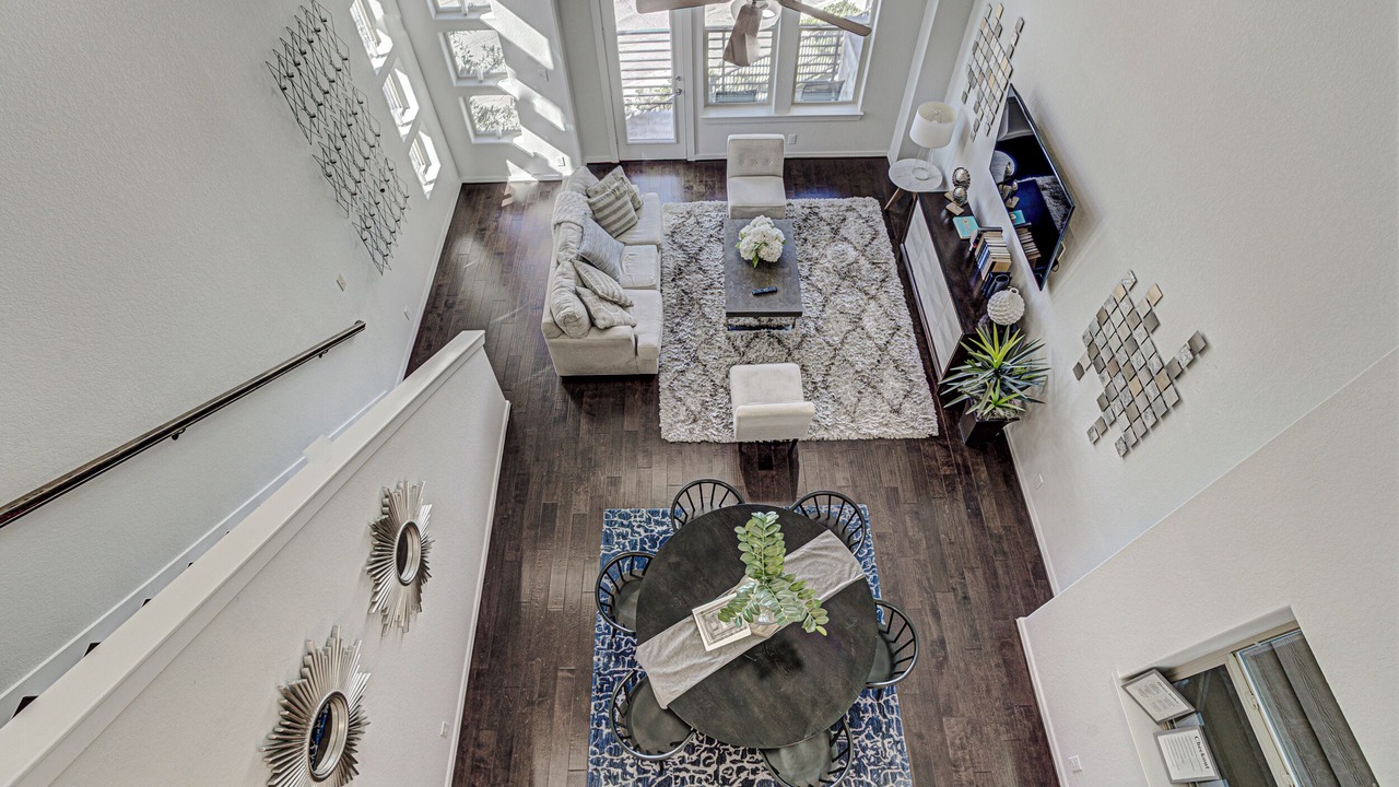 Photo of Livingroom in Tobin Hill
