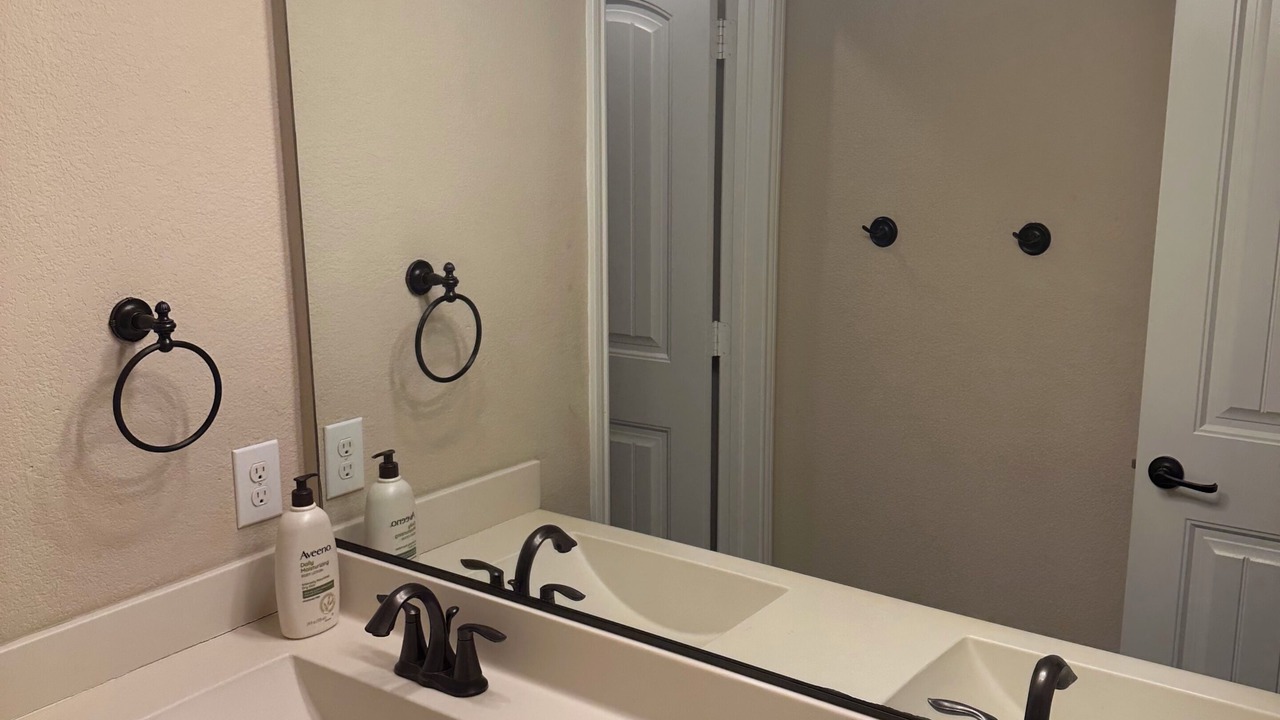Photo of Bathroom in Cross Roads
