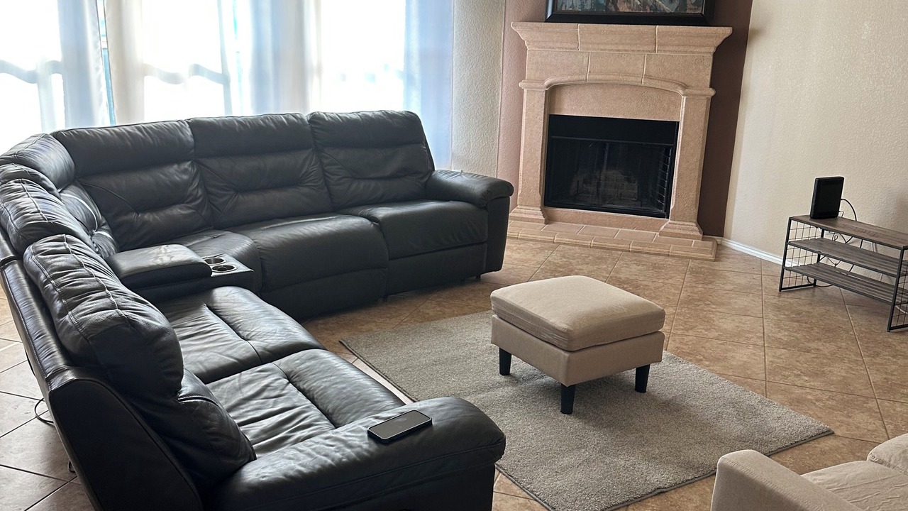 Photo of Livingroom in Cross Roads