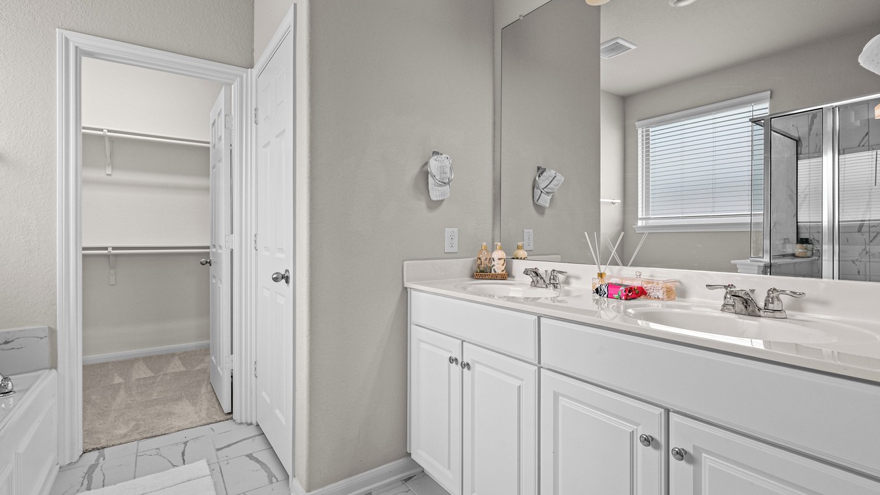 Photo of Bathroom in Iowa Colony
