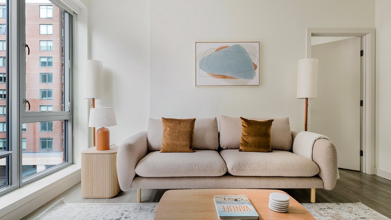 Photo of Livingroom in Downtown Boston