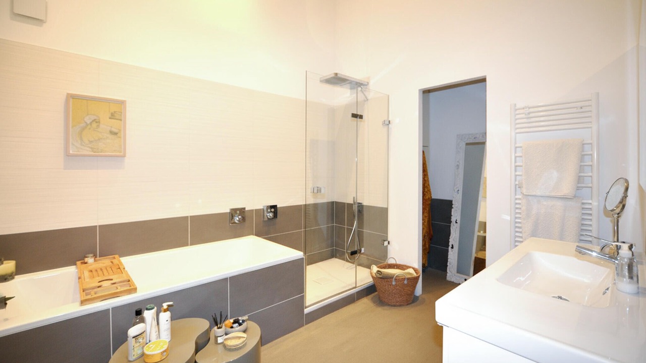 Photo of Bathroom in Thezan-des-Corbieres