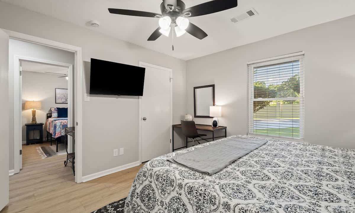 Photo of Bedroom in Fort Smith