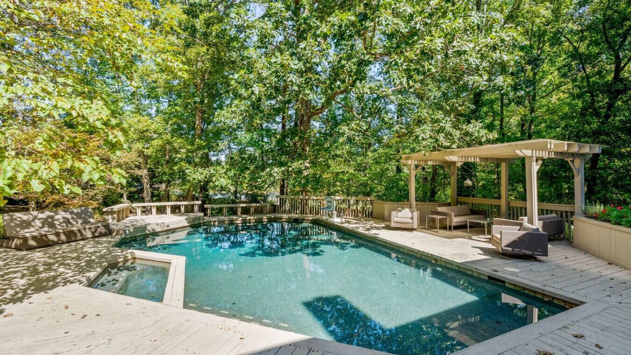 Photo of Outdoor in New Irving Park