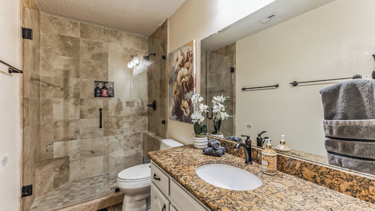 Photo of Bathroom in Allen