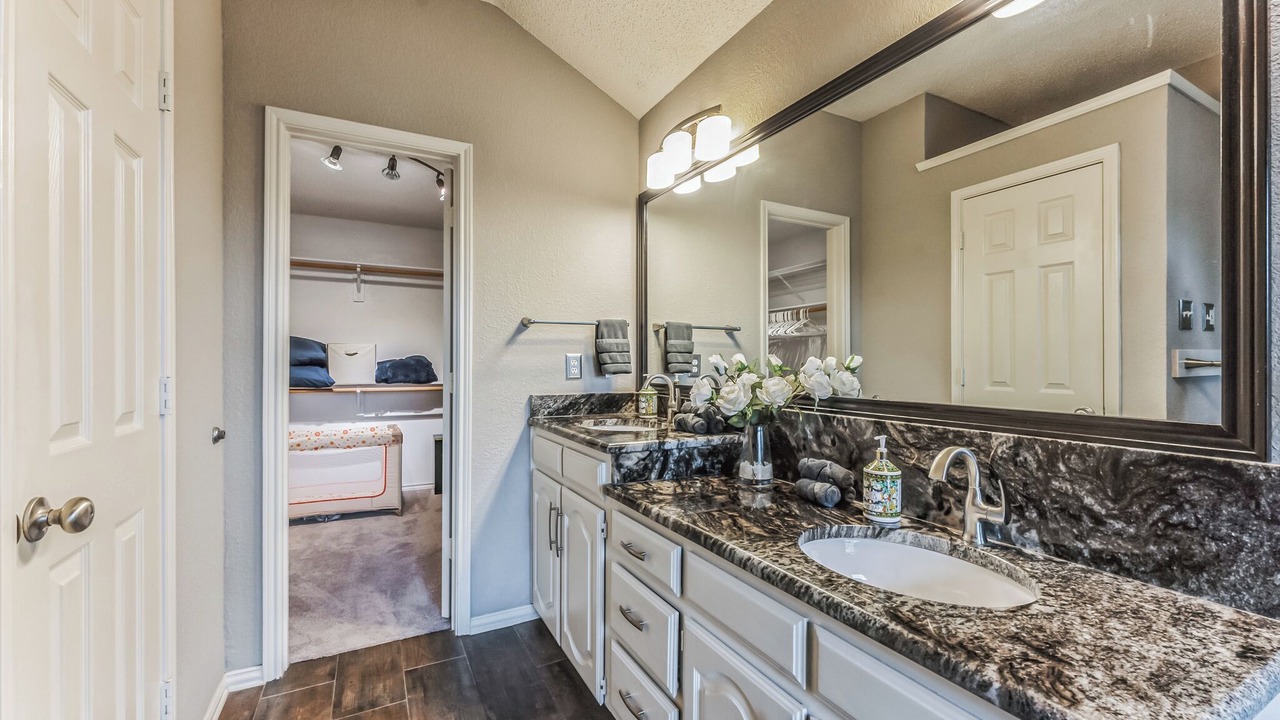 Photo of Bathroom in Allen