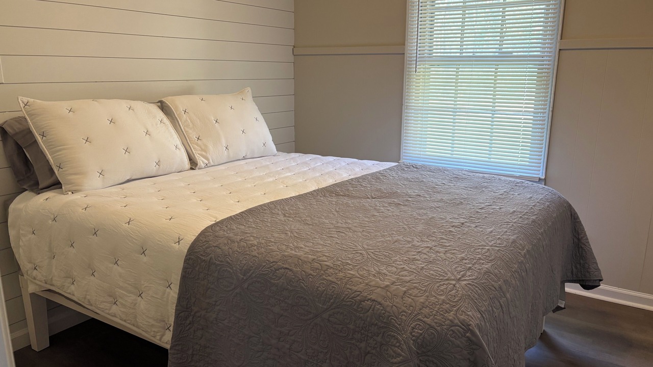 Photo of Bedroom in Cleveland