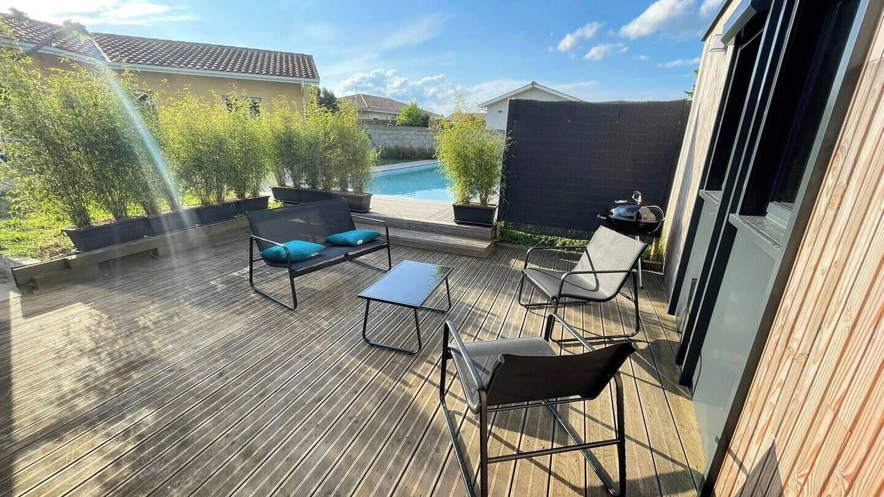 Photo of Patio Balcony in Saint-Vincent-de-Paul