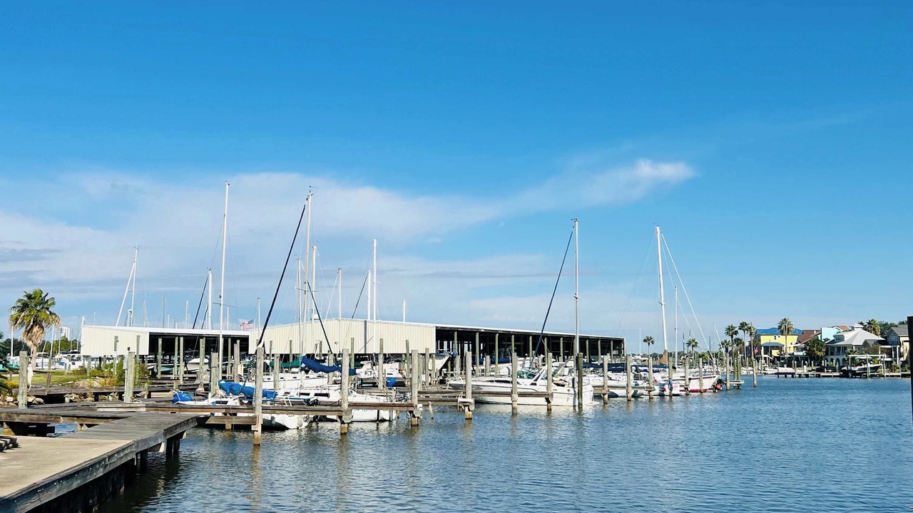 Photo of Others in Clear Lake Shores