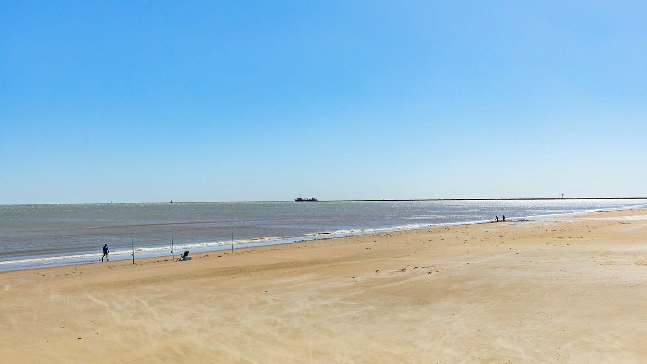 Photo of Others in Surfside Beach