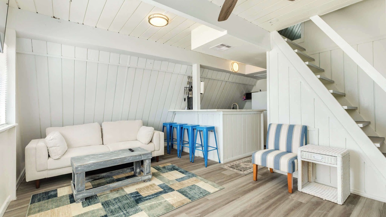Photo of Livingroom in Surfside Beach