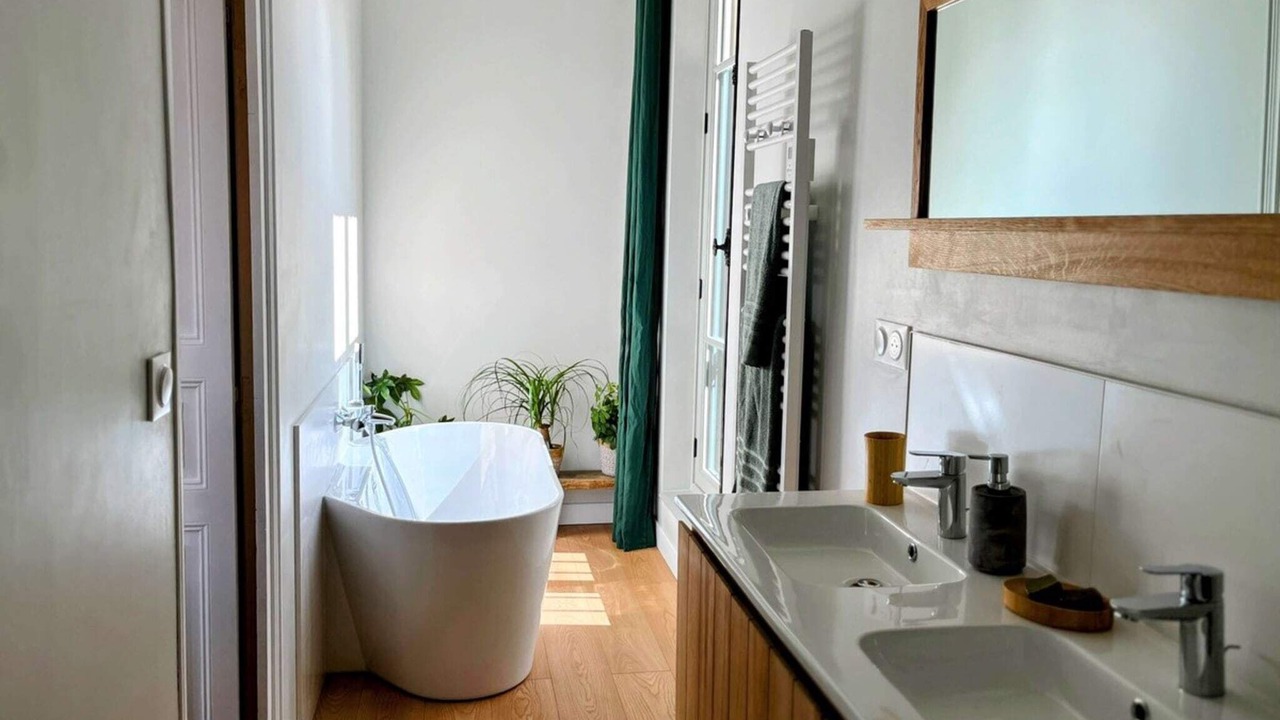 Photo of Bathroom in Autun