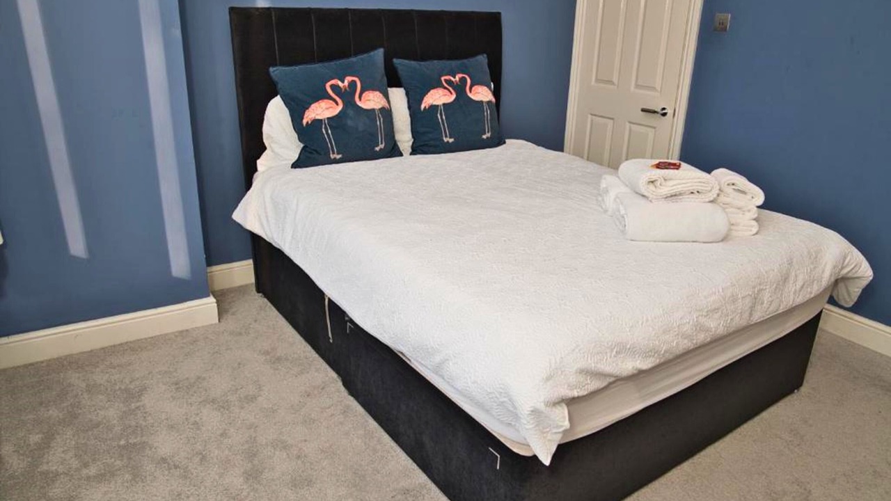 Photo of Bedroom in Ealing Common