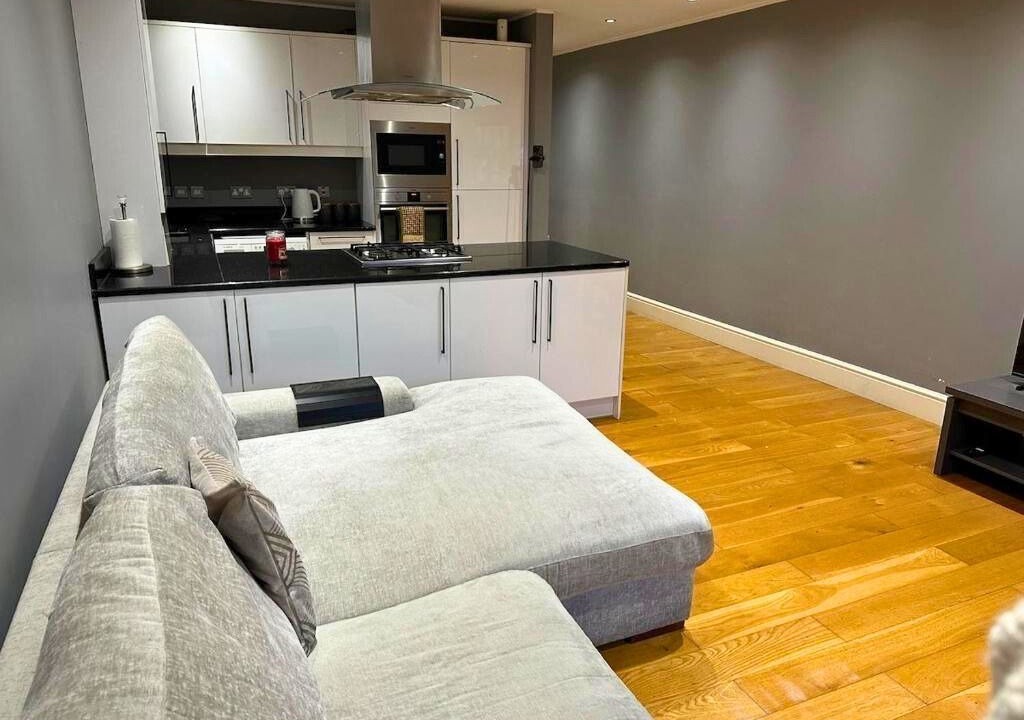 Photo of Others in Ealing Common