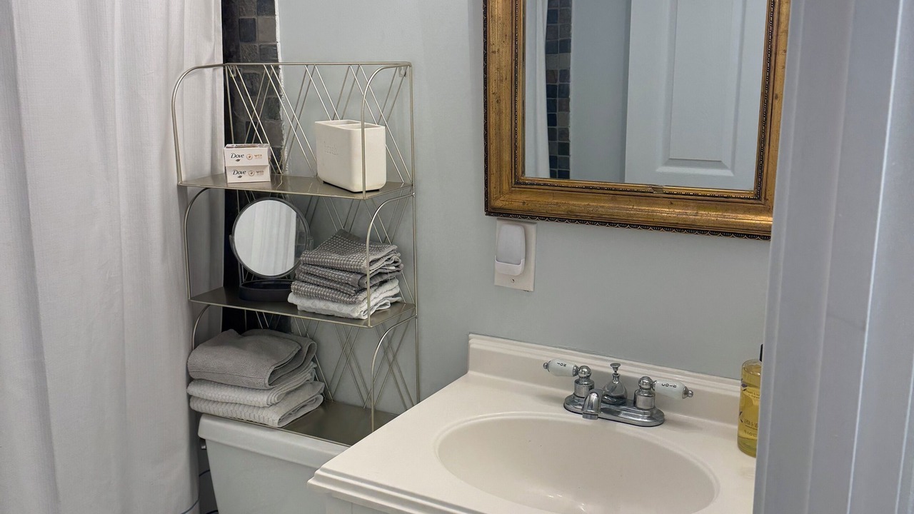 Photo of Bathroom in Cape Neddick