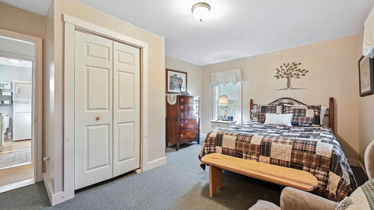 Photo of Bedroom in Greenville Junction