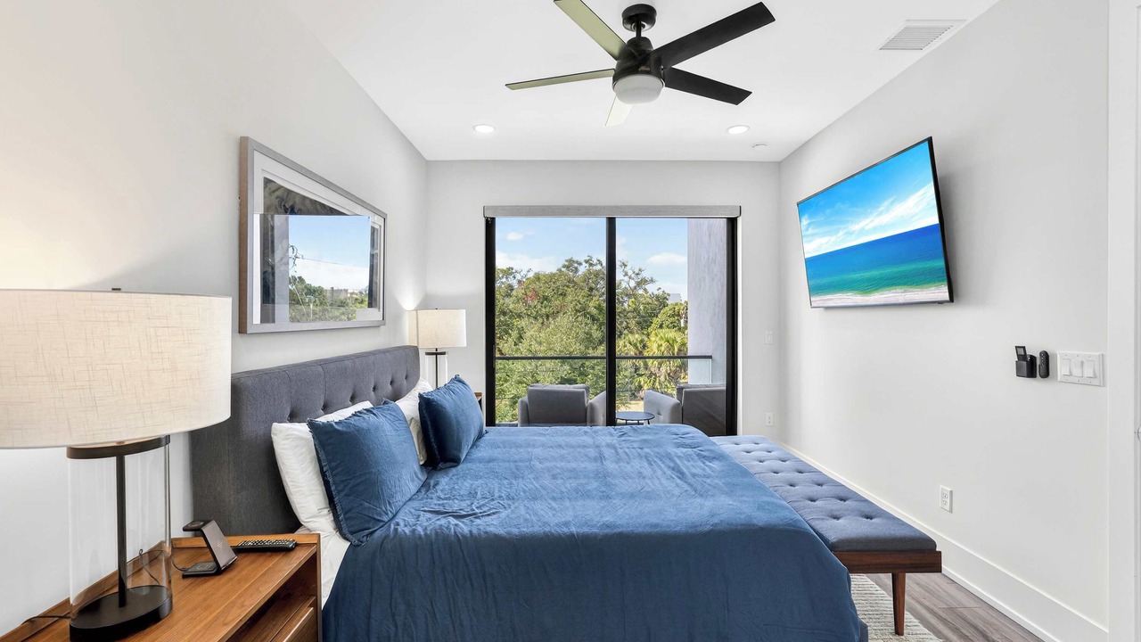 Photo of Bedroom in Downtown