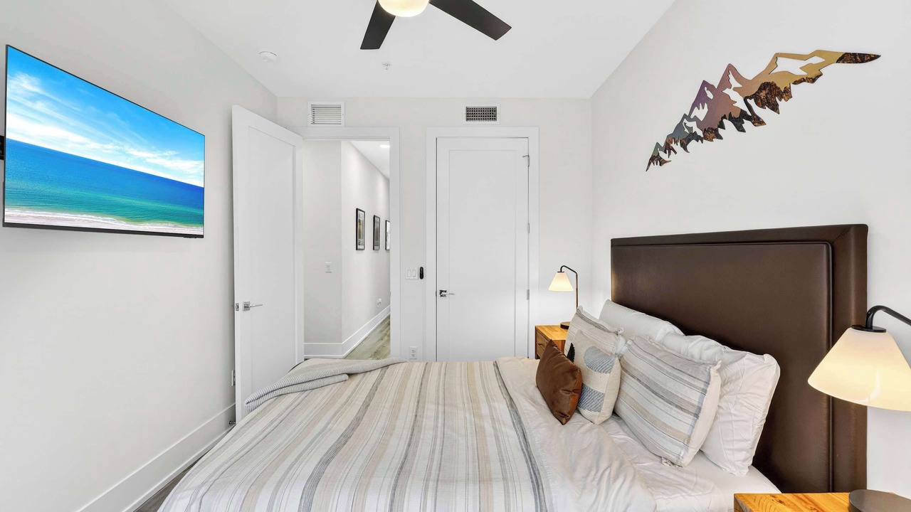 Photo of Bedroom in Downtown
