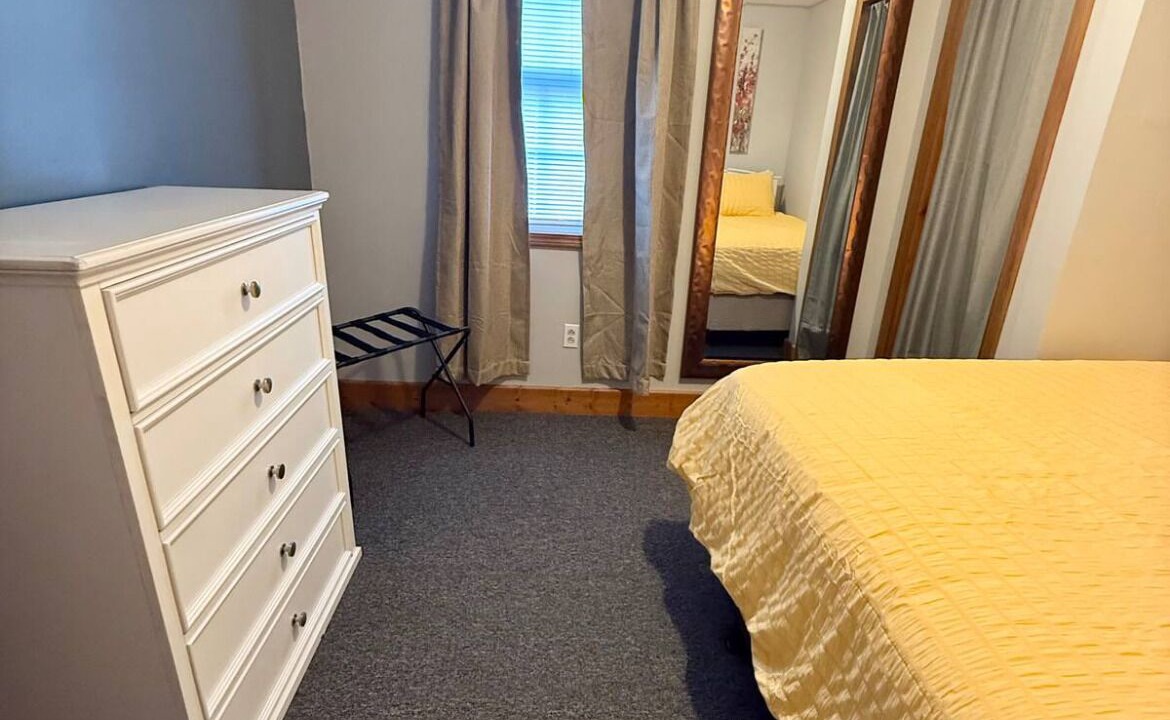 Photo of Bedroom in Grove City