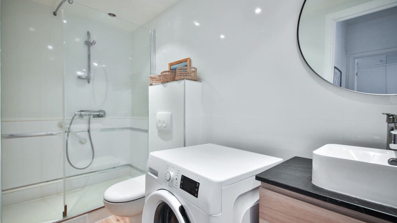 Photo of Bathroom in Porte-Dauphine