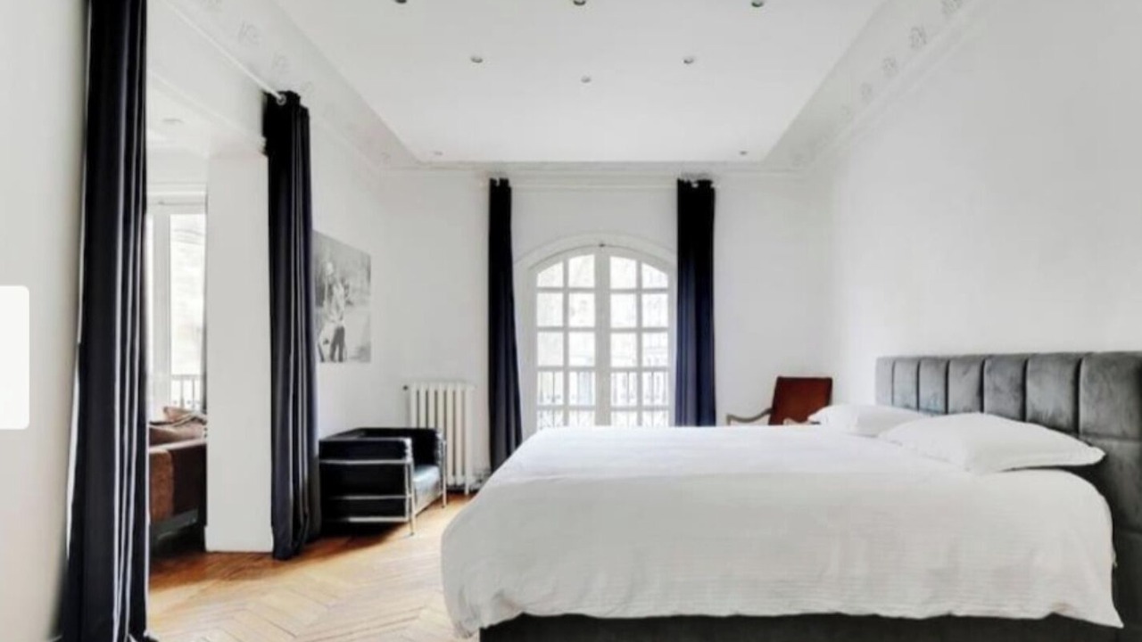 Photo of Bedroom in 8th Arrondissement