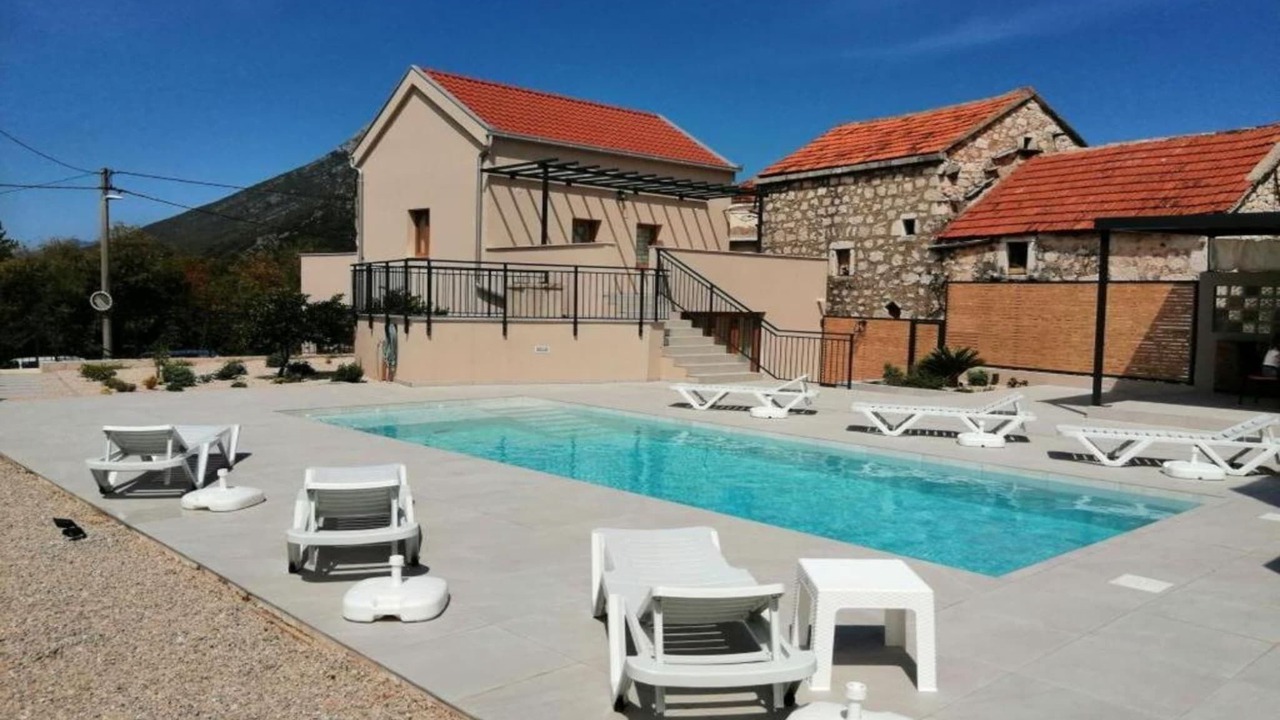 Photo of Outdoor in Dusina
