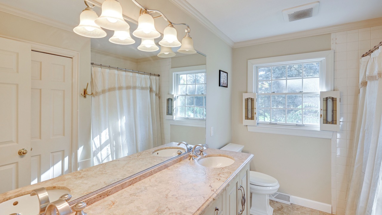 Photo of Bathroom in Buchanan