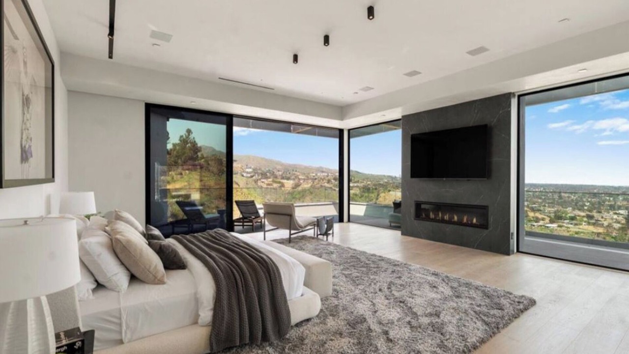 Photo of Bedroom in Pacific Palisades