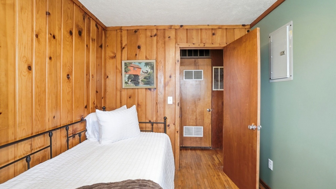 Photo of Bedroom in Van Wert