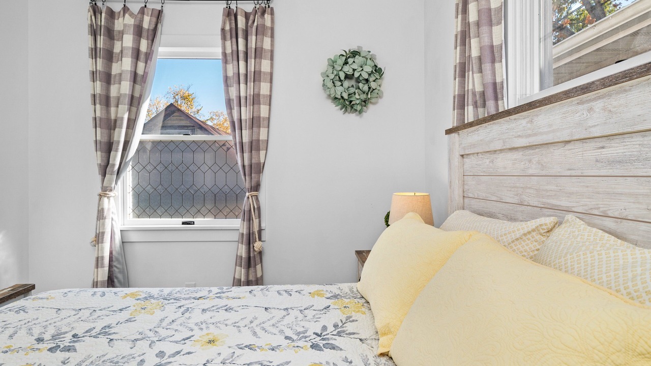 Photo of Bedroom in Sterling Forest