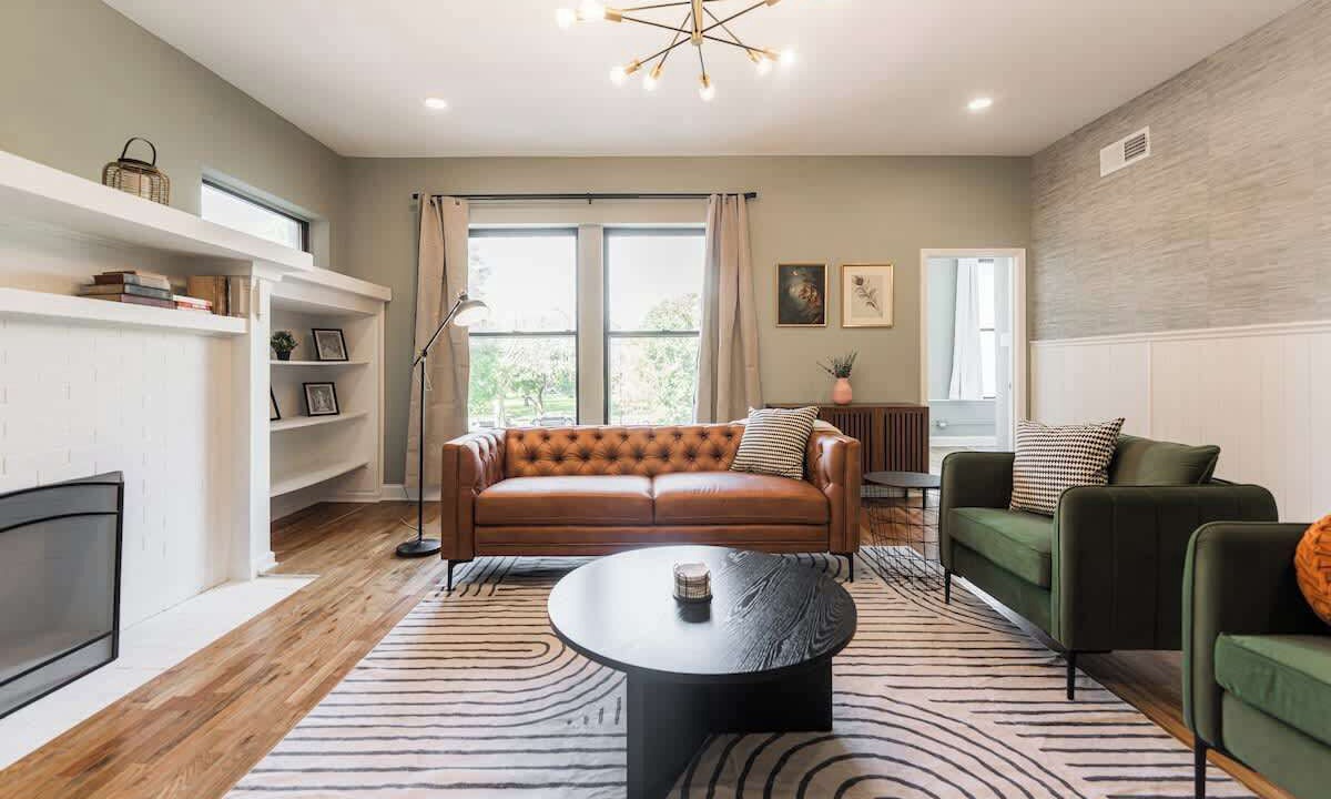 Photo of Livingroom in Kenwood